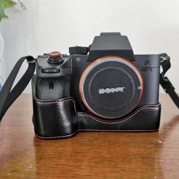 Sony Alpha A7R III 👌intobeem.com👌 - Picture 2 of 3